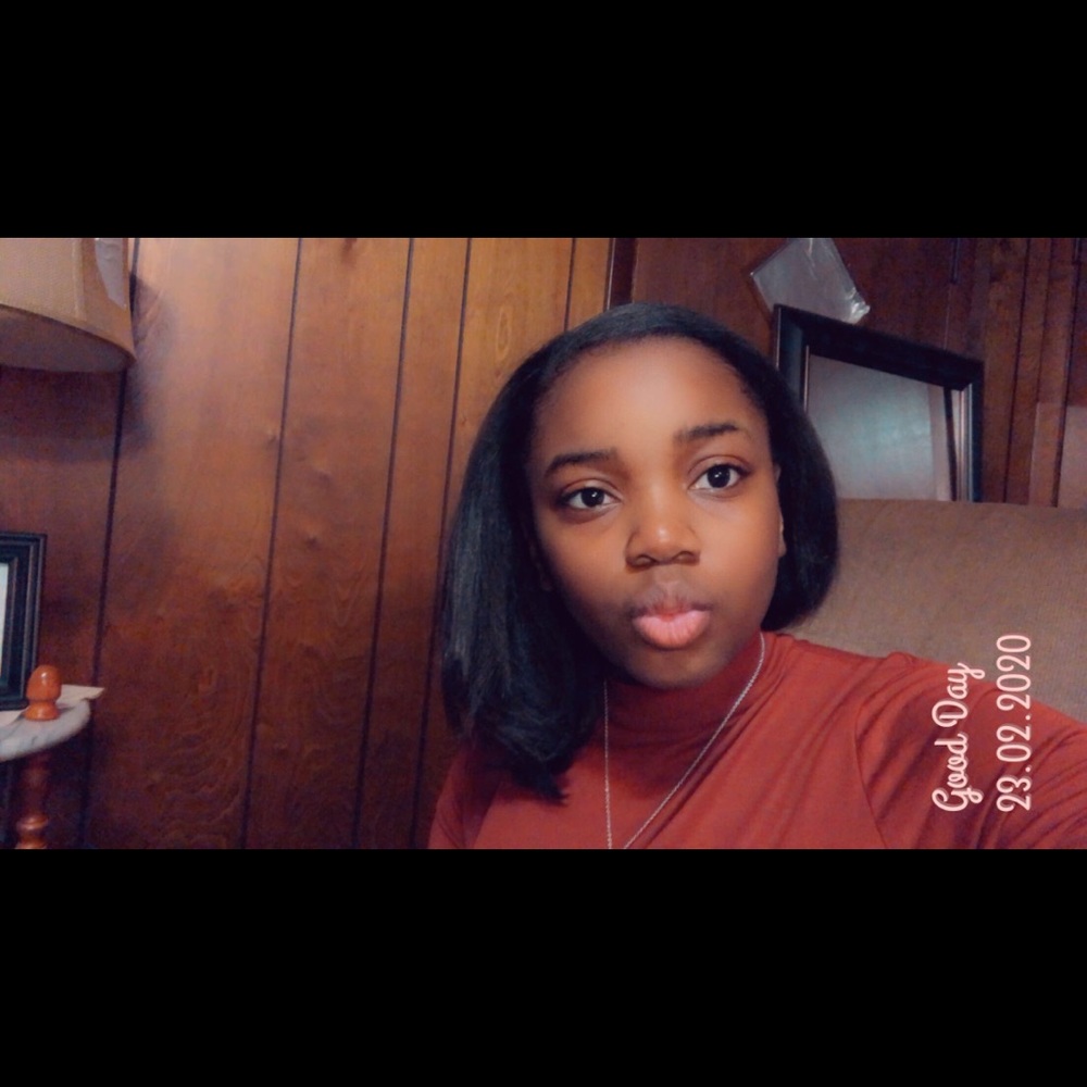 Meet your Posher, Kyla